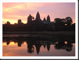 Angkor Wat at 5:54 am, 13 April 2013